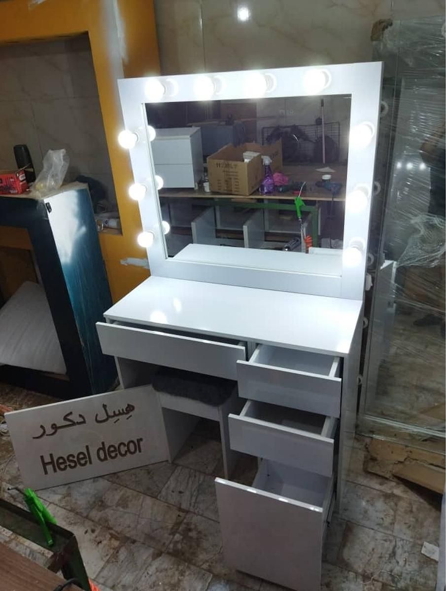 میز آرایشی گریم چراغدار ام دی اف مدل هایگلاس و ...|مبلمان خانگی و میز عسلی|شهریار, یوسف آباد صیرفی|دیوار