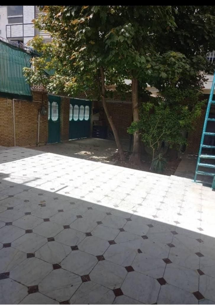خوابگاه دخترانه جوان|اجارهٔ کوتاه‌مدت آپارتمان و سوئیت|شیراز, پارک آزادی|دیوار