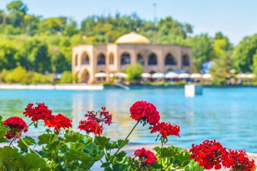 تور تبریز از مشهد باقطار همراه باگشت|تور و چارتر|مشهد, راهنمایی|دیوار