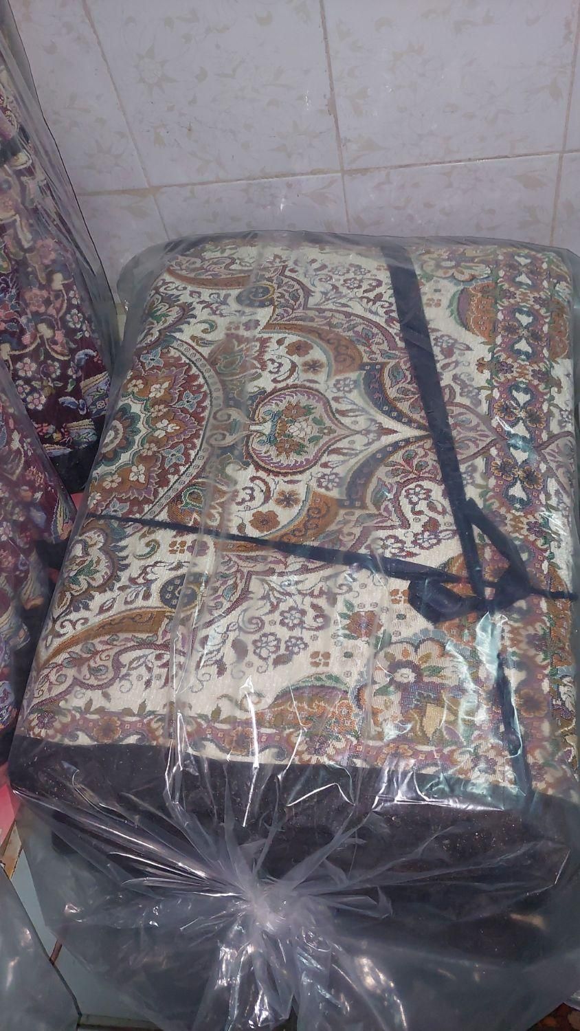 کناره نمدی عمده|گلیم، جاجیم، گبه|اصفهان, کارلادان|دیوار