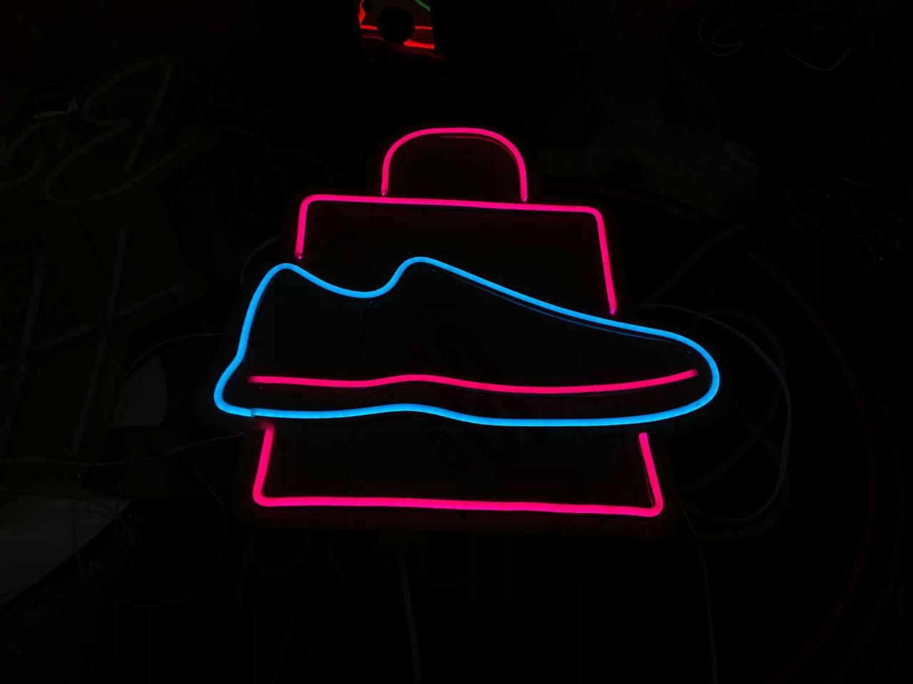 طرح LED تابلومرکز نئون ال ای دی چلنیوم روان کارگاه|فروشگاه و مغازه|تبریز, |دیوار