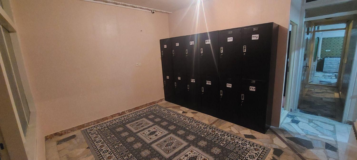 خوابگاه پانسیون تخت مردانه|اجارهٔ کوتاه‌مدت آپارتمان و سوئیت|تهران, استاد معین|دیوار