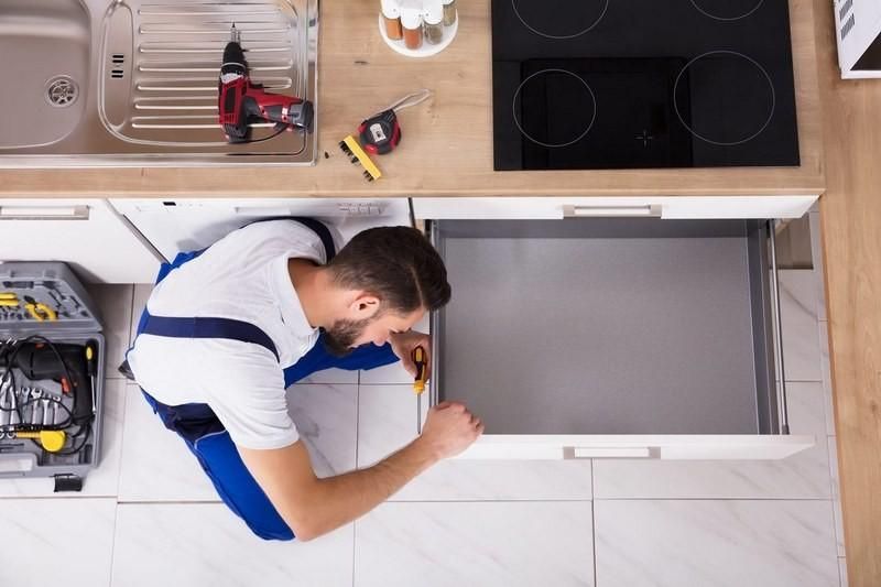** خدمات نصب و تعمیر کابینت MDF و فلزی  **|خدمات پیشه و مهارت|بندرعباس, |دیوار