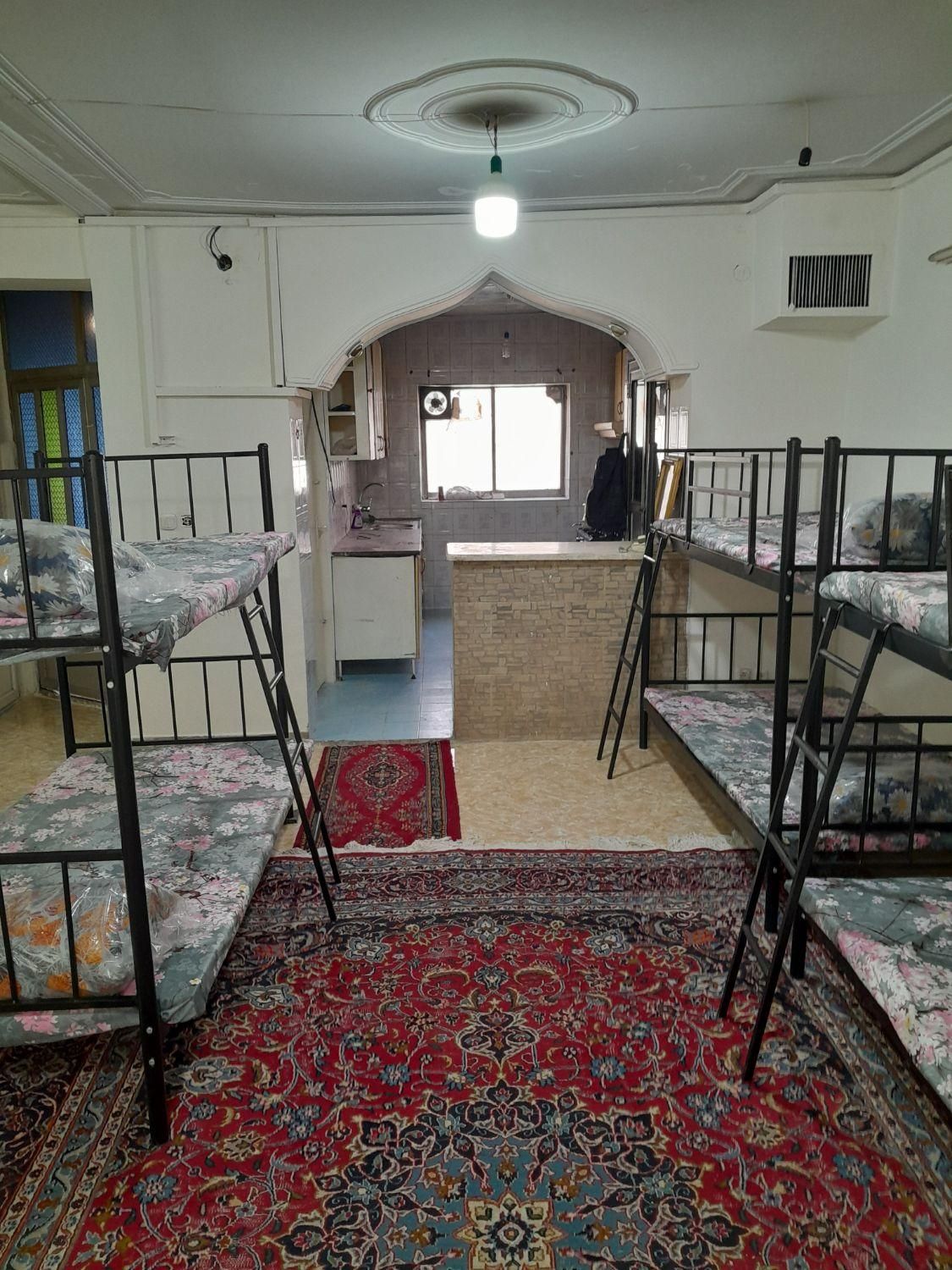 پانسیون خوابگاه اقایان مردانه پسرانه کلید دراختیار|اجارهٔ کوتاه‌مدت آپارتمان و سوئیت|تهران, سنگلج (شاپور)|دیوار
