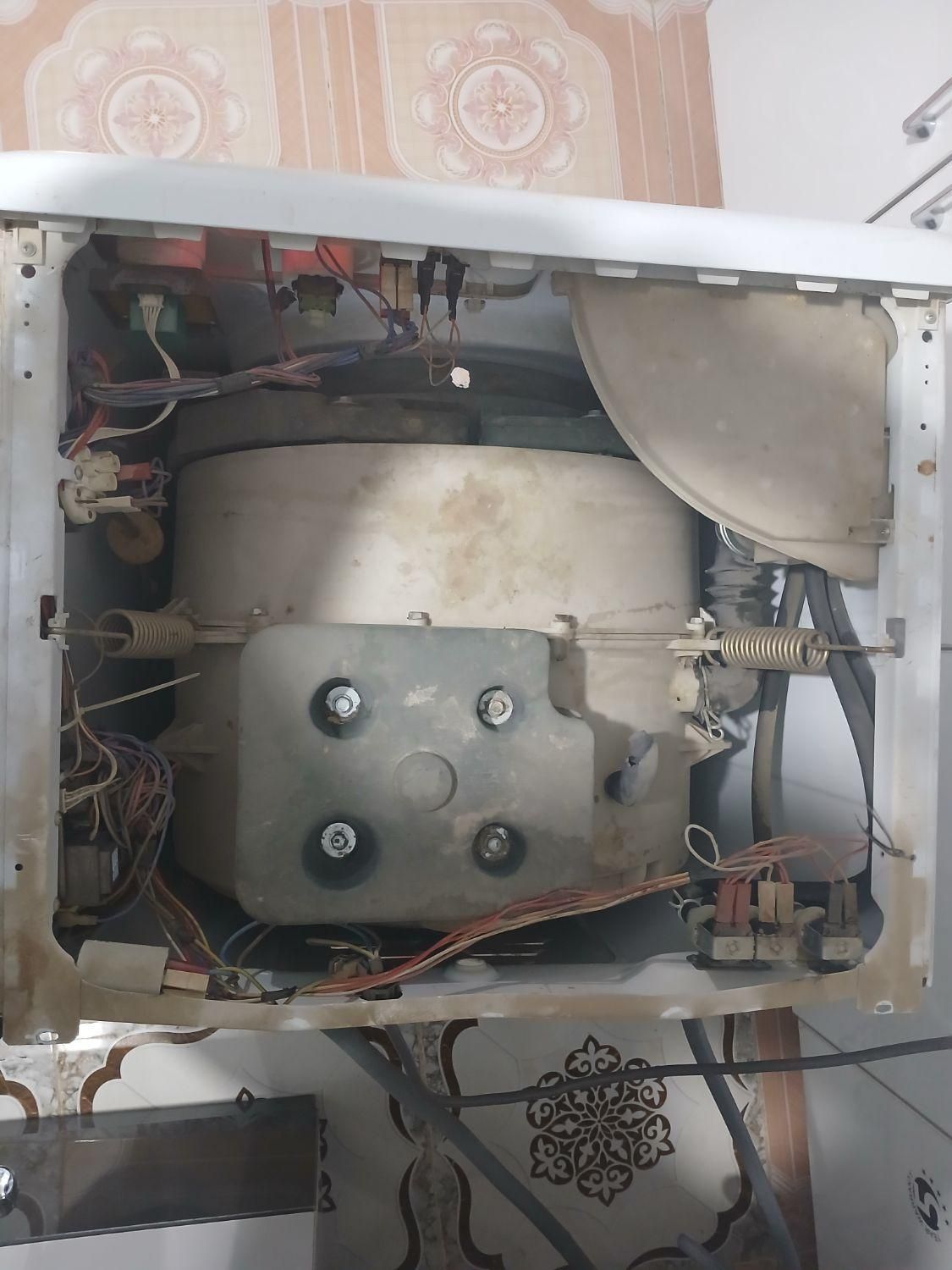 تعمیر انواع ماشین لباسشویی|خدمات پیشه و مهارت|خرم‌آباد, |دیوار