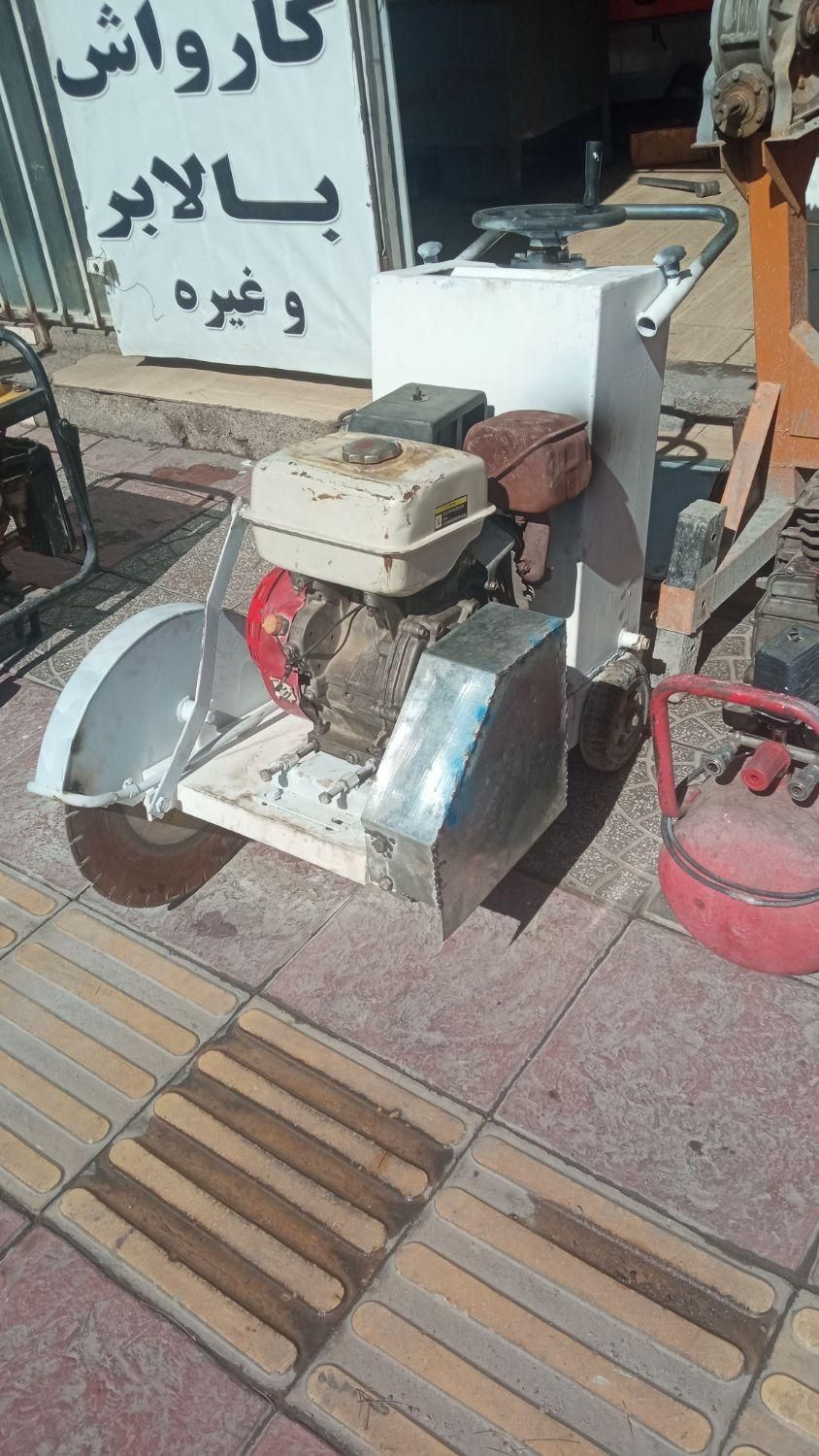 اجاره کاتر آسفالت بر|ماشین‌آلات صنعتی|کرمان, |دیوار