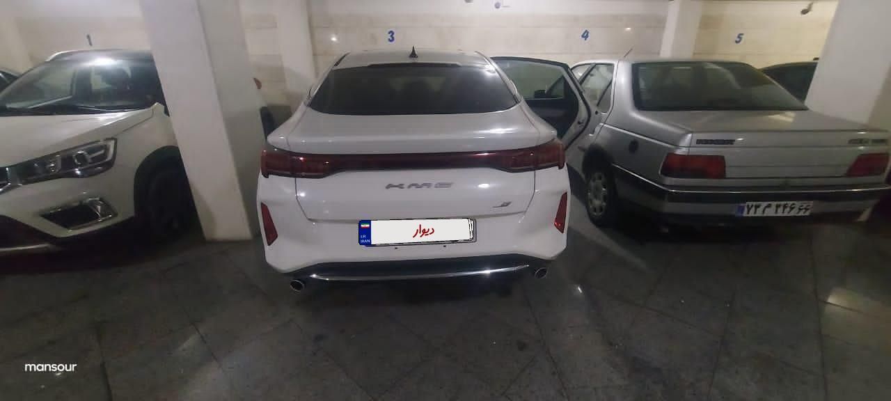 کی‌ام‌سی J7 صفر خشک، مدل ۱۴۰۴  سفید فوری تحویل روز|خودرو سواری و وانت|تهران, شهرک پرواز|دیوار