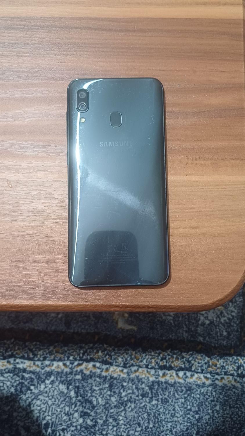 سامسونگ Galaxy A30 با حافظهٔ ۳۲ گیگابایت|موبایل|تهران, مهرآباد جنوبی|دیوار