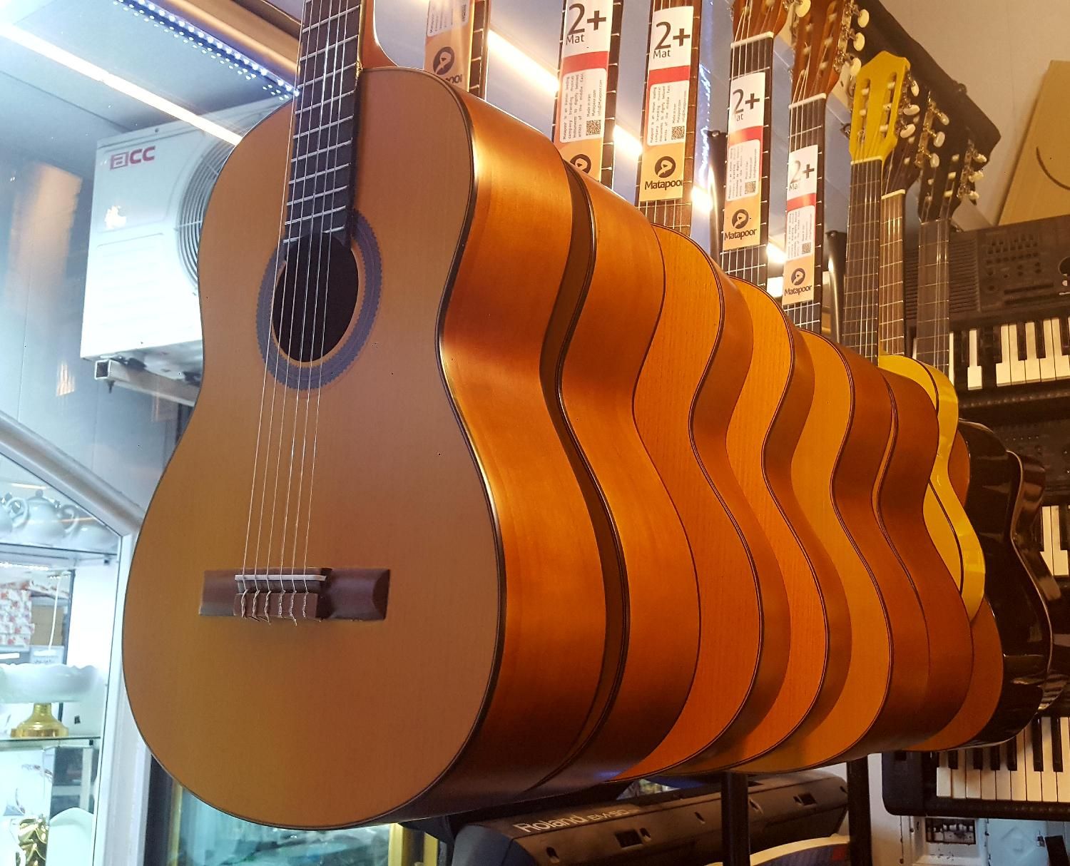 فروش انواع گیتار عمده و خرده|گیتار، بیس، امپلیفایر|تبریز, |دیوار