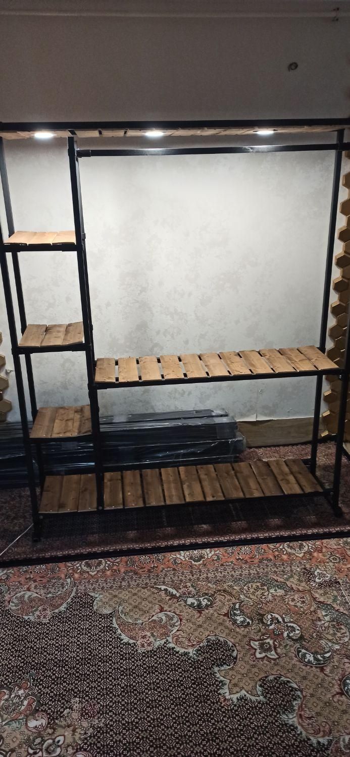 ویترین لباس چوبی|فروشگاه و مغازه|گرگان, |دیوار