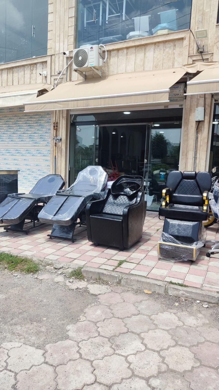 صندلی ارایشگاه سرشور تخت تتو|آرایشگاه و سالن‌های زیبایی|رشت, امین الضرب|دیوار