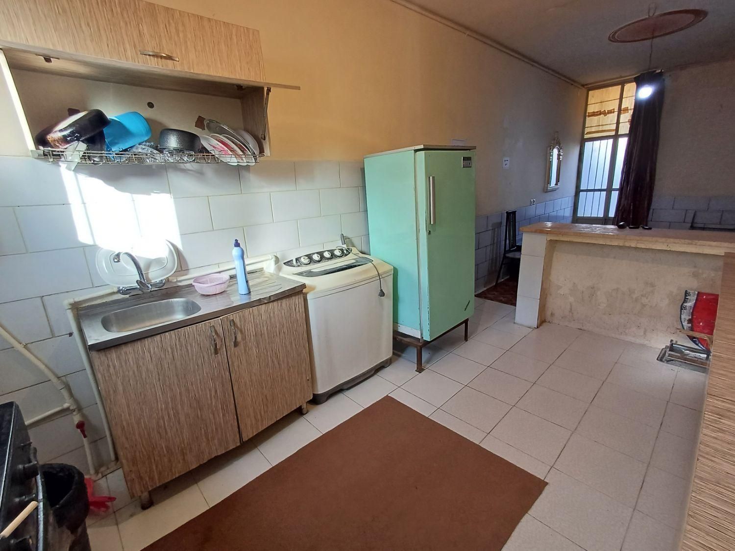 سوییت همکف با پارکینگ|اجارهٔ کوتاهمدت آپارتمان و سوئیت|کرمان, |دیوار