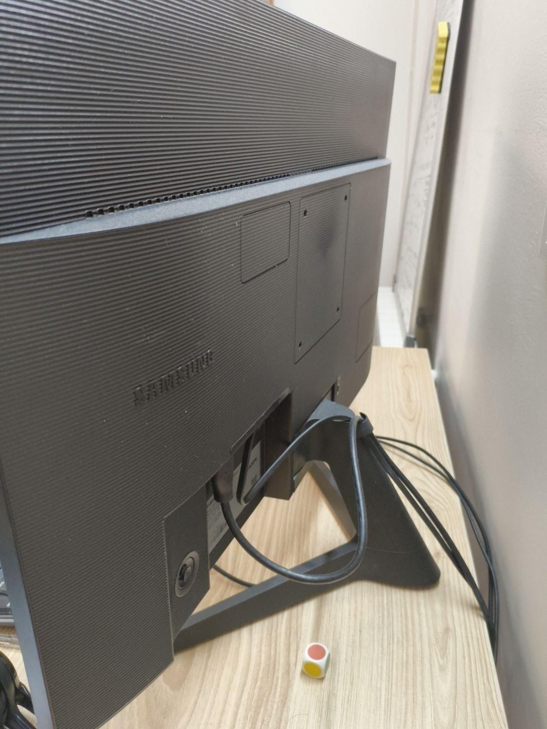 مانیتور 27 اینچ samsung|قطعات و لوازم جانبی رایانه|تهران, حشمتیه|دیوار
