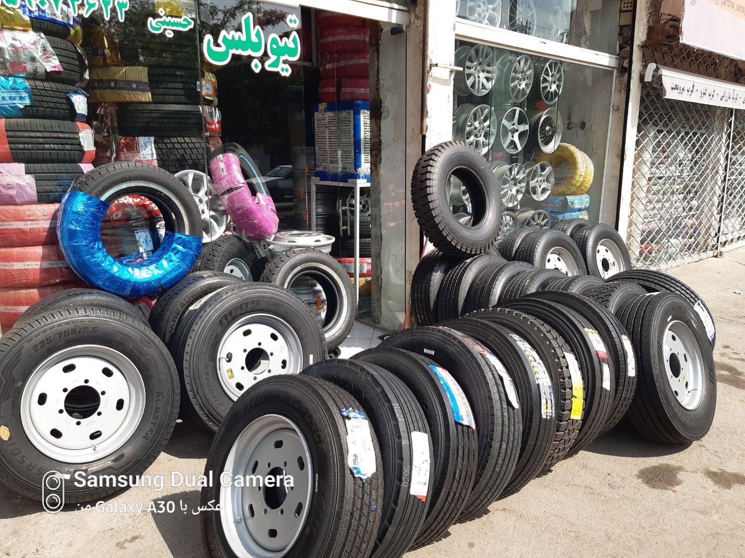 تیوبلس رینگ با لاستیک جفتی ۱۶ نیسان|قطعات یدکی و لوازم جانبی|مشهد, مصلی (کارمندان اول)|دیوار