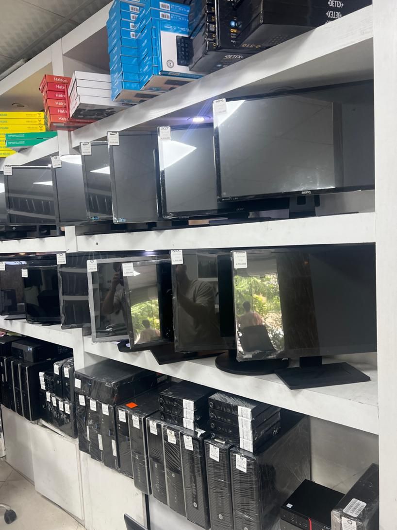 مانیتور ۱۵ الی ۲۴ اینچ فروش تعداد و تک|قطعات و لوازم جانبی رایانه|کرج, گلشهر|دیوار