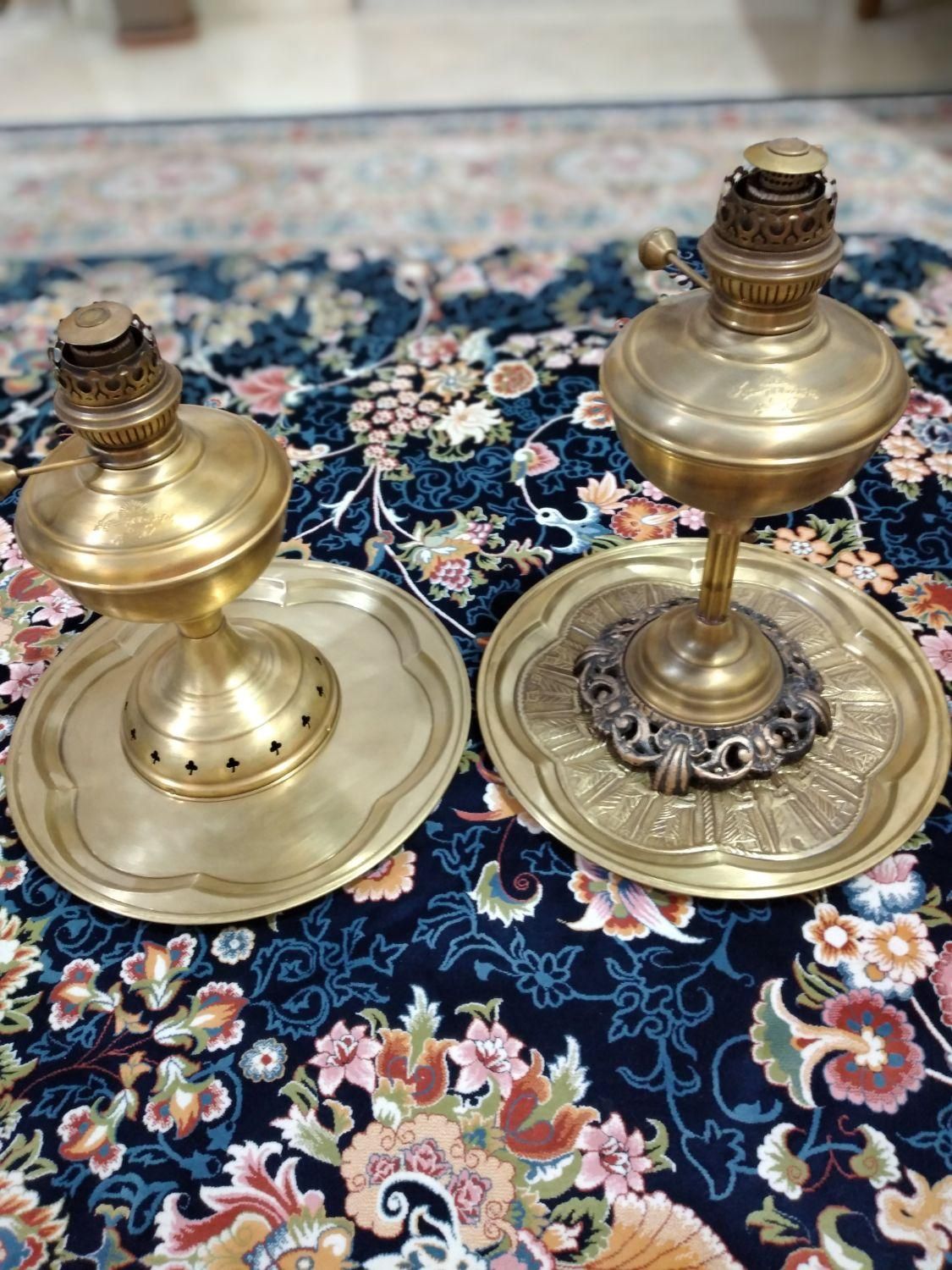 چراغ لمپا برنجی خورشید نشان اصل|کلکسیون اشیاء عتیقه|گرگان, |دیوار