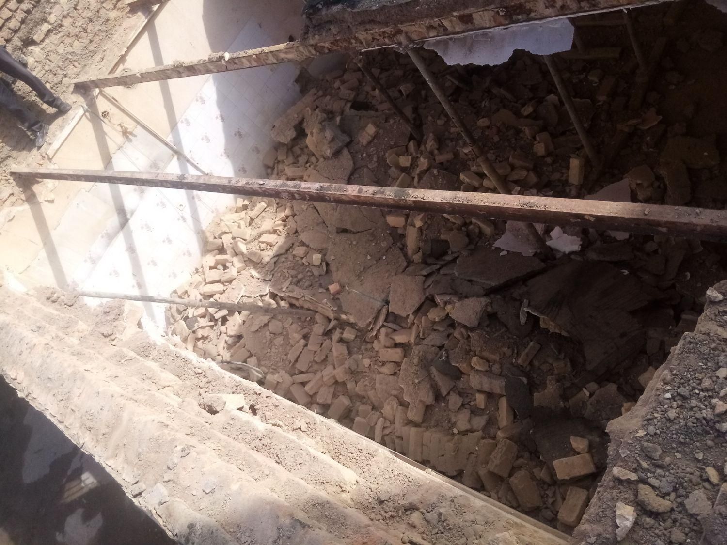 تخریب و خاکبرداری،دیوار سقف کف وتمام نقاط|خدمات پیشه و مهارت|نیشابور, |دیوار