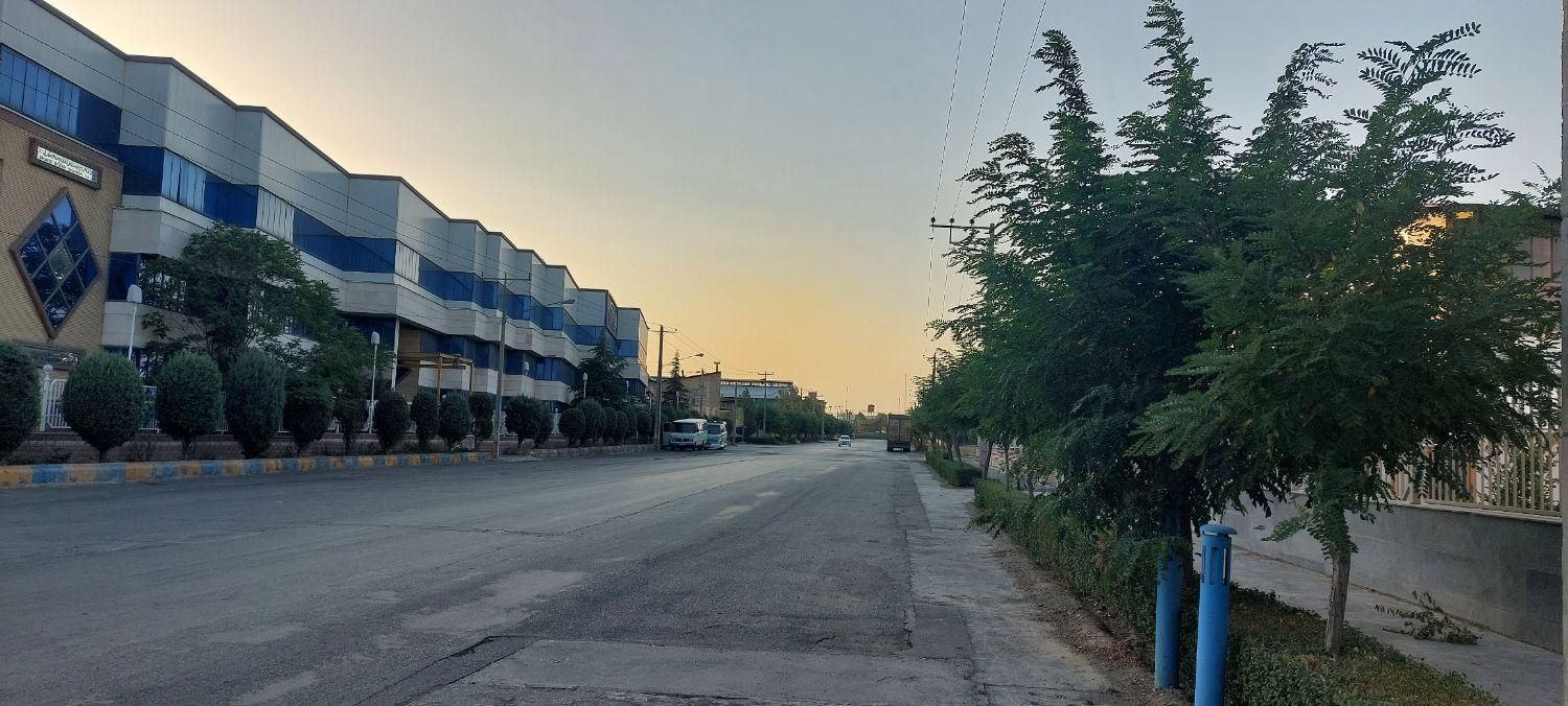 سوله وکارخانه فازغذایی شهرک صنعتی مشهد توس|فروش دفتر صنعتی، کشاورزی، تجاری|مشهد, سجاد شهر|دیوار