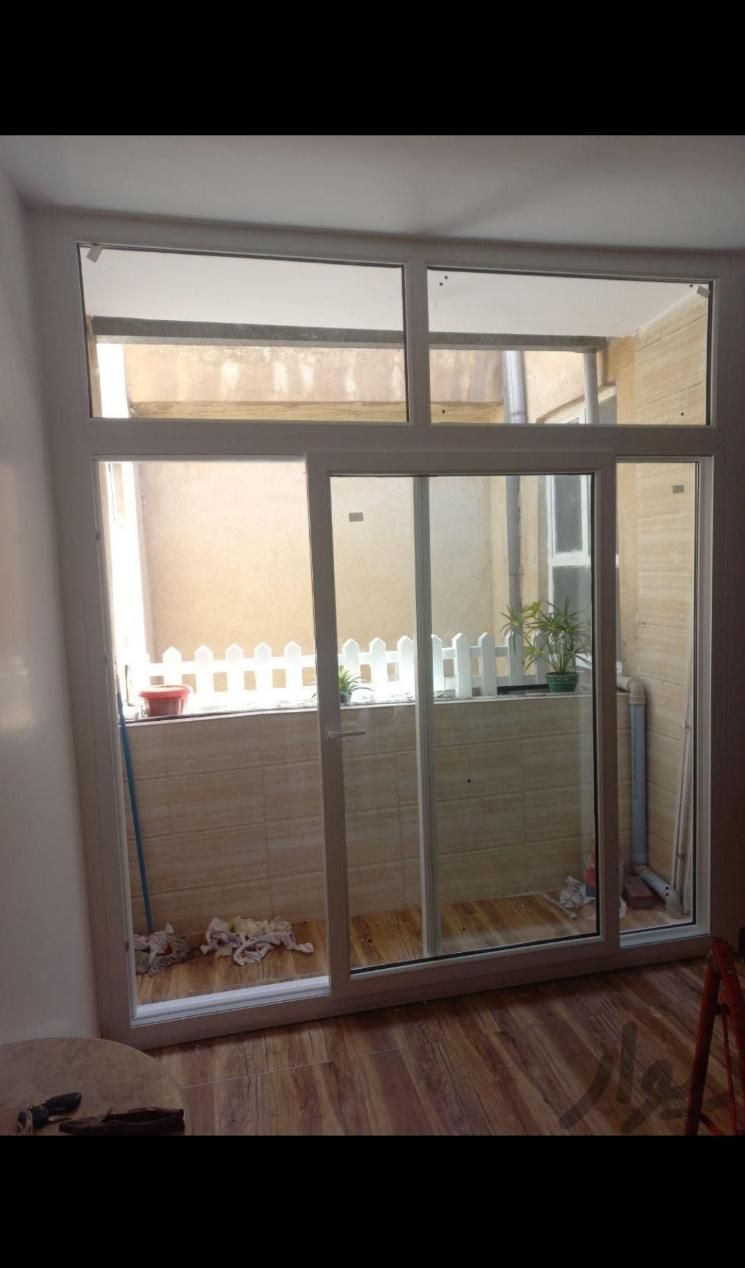 ساخت و ریگلاژ و نصب درب پنجره المینیوم و upvc|خدمات پیشه و مهارت|فردیس, |دیوار