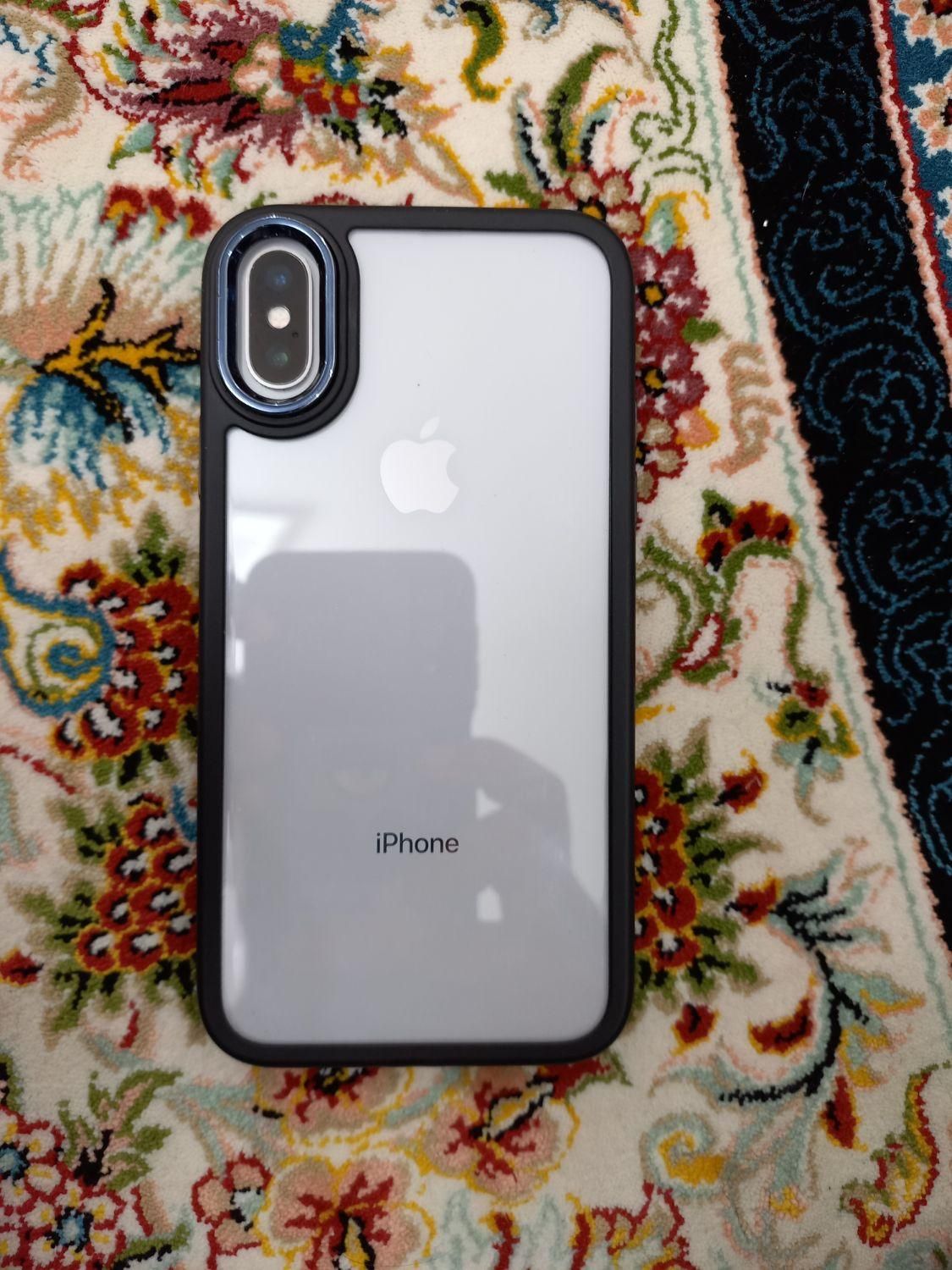 اپل iPhone X با حافظهٔ ۶۴ گیگابایت|موبایل|تهران, مهرآباد جنوبی|دیوار