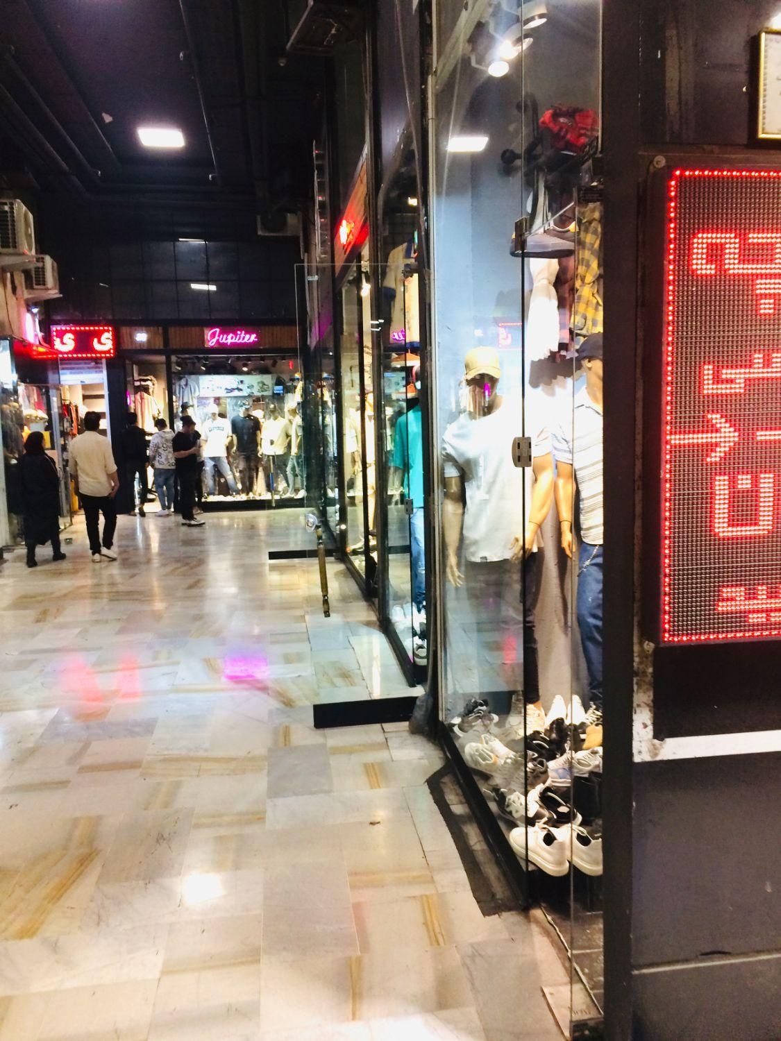 ۲۵ متر مغازه جمهوری چهارراه استانبول پاساژ فردوسی|فروش مغازه و غرفه|تهران, فردوسی|دیوار