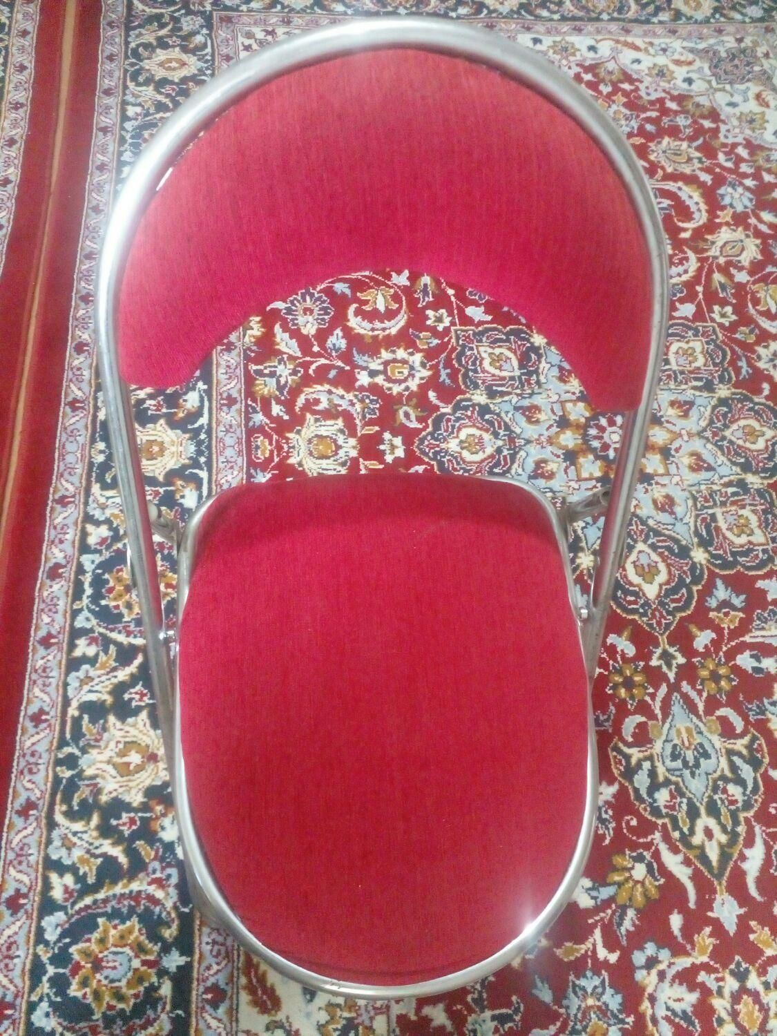 صندلی تاشو|صندلی و نیمکت|سنندج, |دیوار