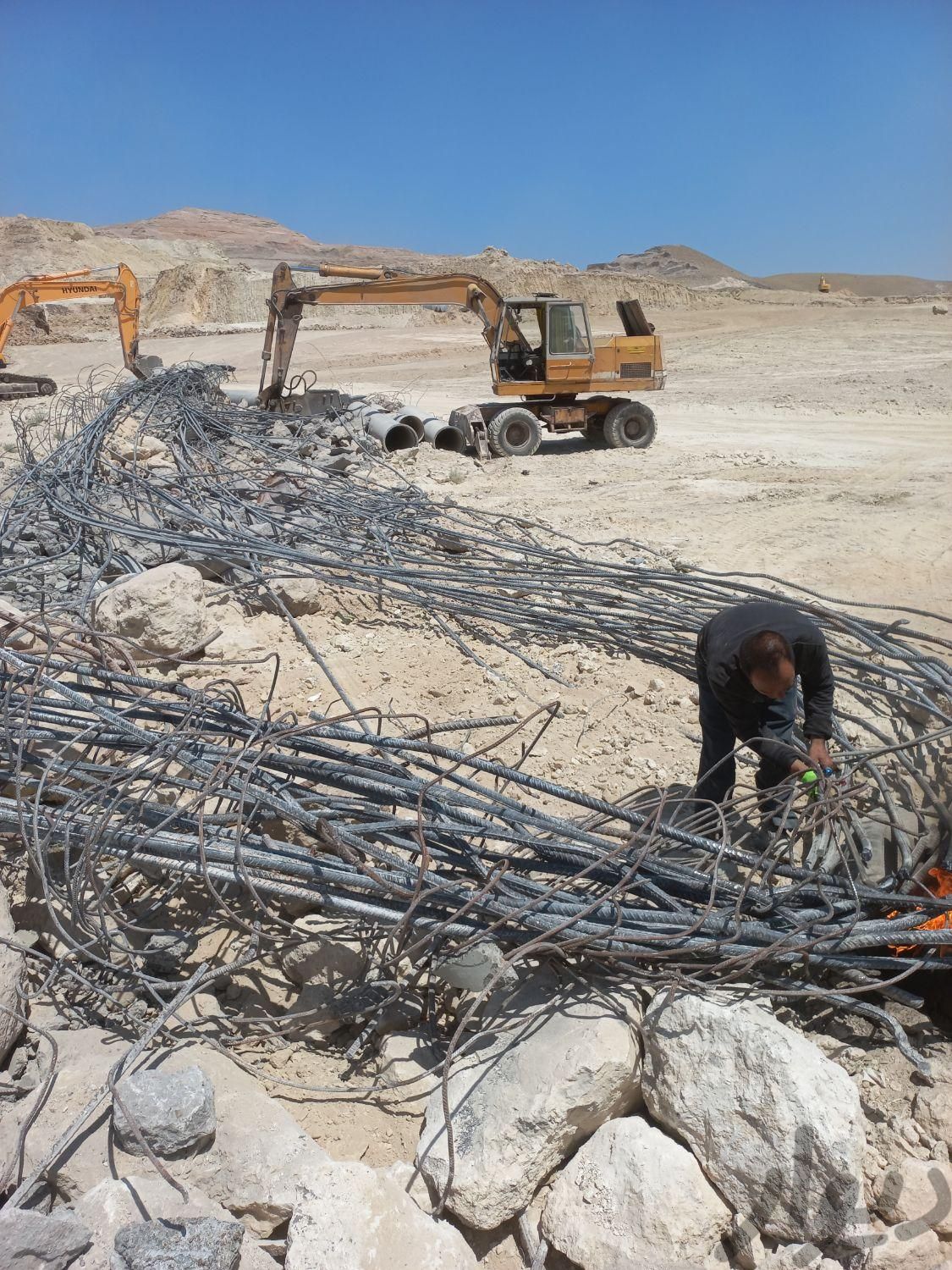شرکت پیمانکاری تخریب ساختمان آذر عمران