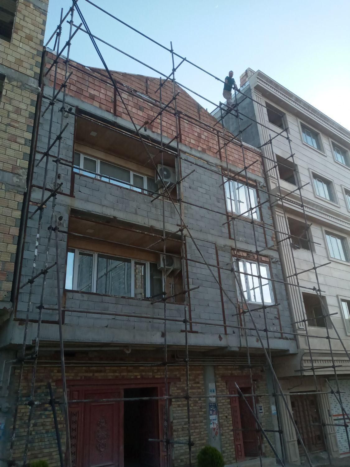 داربست خیلی مناسب|خدمات پیشه و مهارت|ارومیه, |دیوار