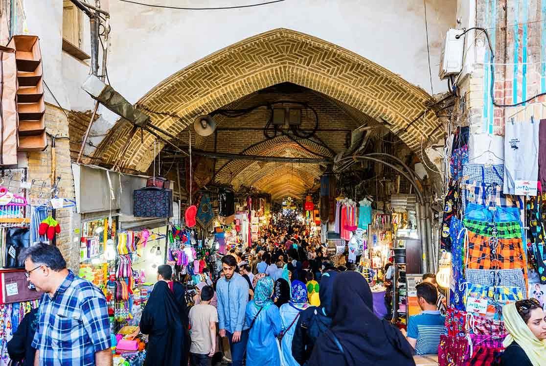 کارگر و فروشنده ساده بازار بزرگ|استخدام خدمات فروشگاه و رستوران|تهران, بازار|دیوار