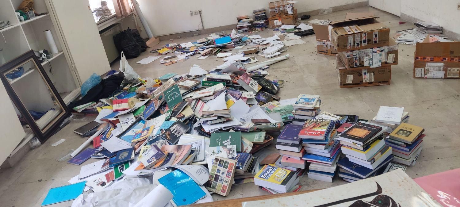 خریدوفروش کاغذ باطله کتاب مجله آهن ضایعات فلزات|عمده‌فروشی|تهران, آرژانتین|دیوار