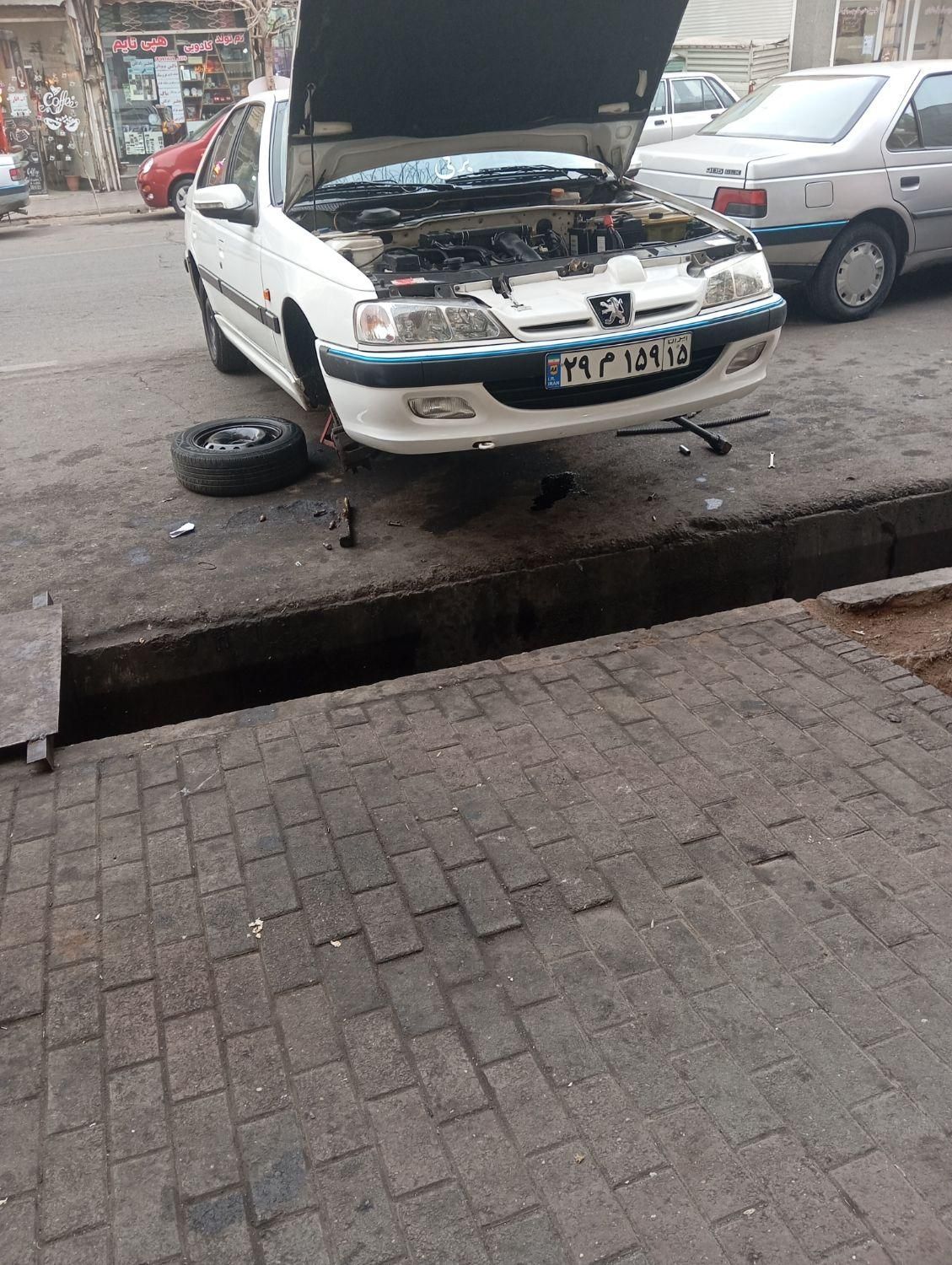 تعمیر کجی وصداگیری اکسل روی ماشین|خدمات موتور و ماشین|تبریز, |دیوار