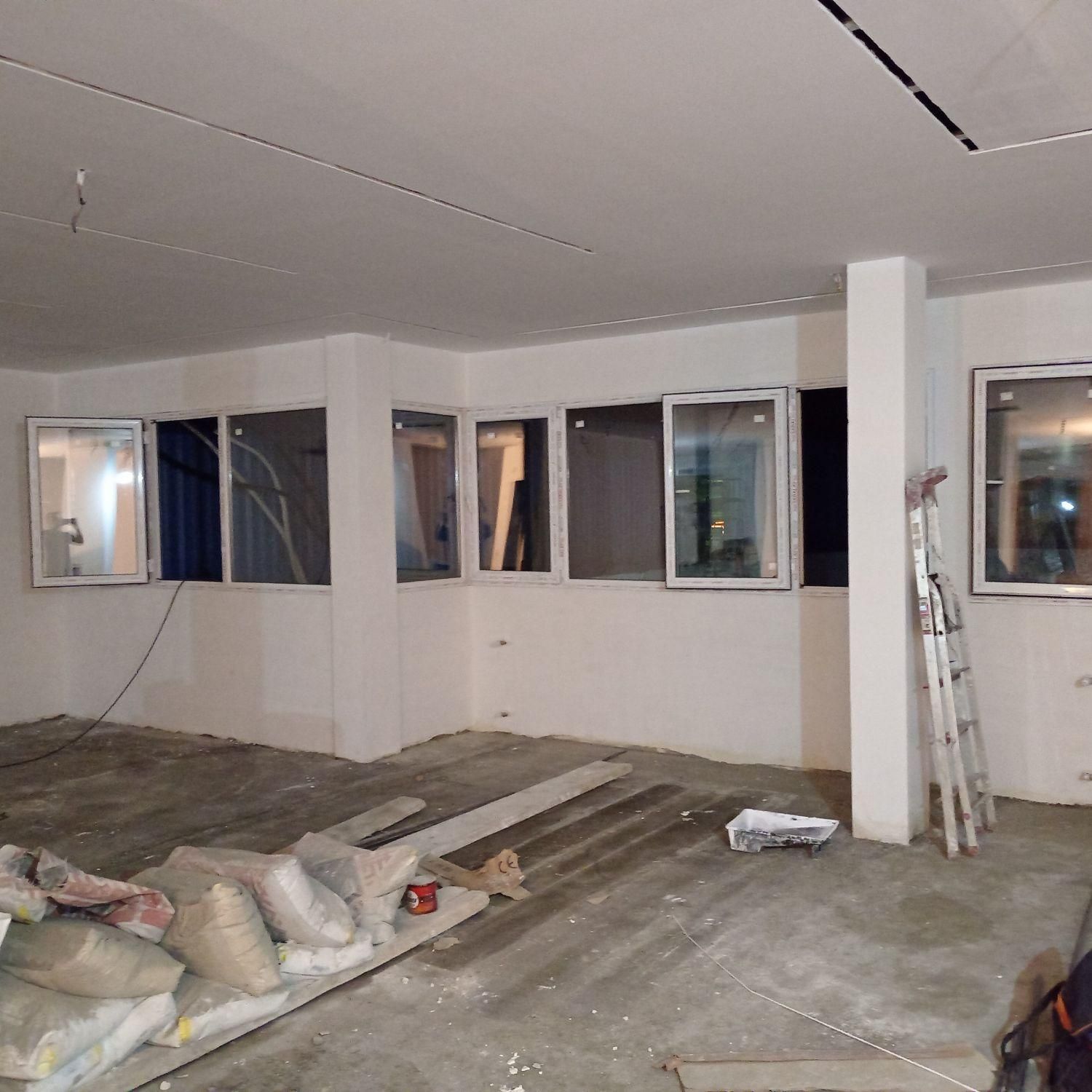 بازسازی و تعویض پنجره قدیمی پی وی سی دوجداره|مصالح و تجهیزات ساختمان|پردیس, |دیوار