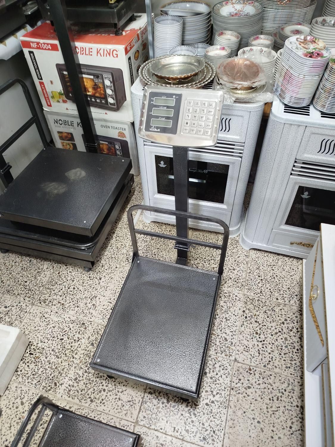 باسکول  تاشو 350 کیلویی  شارژی برقی|فروشگاه و مغازه|شاهرود, |دیوار