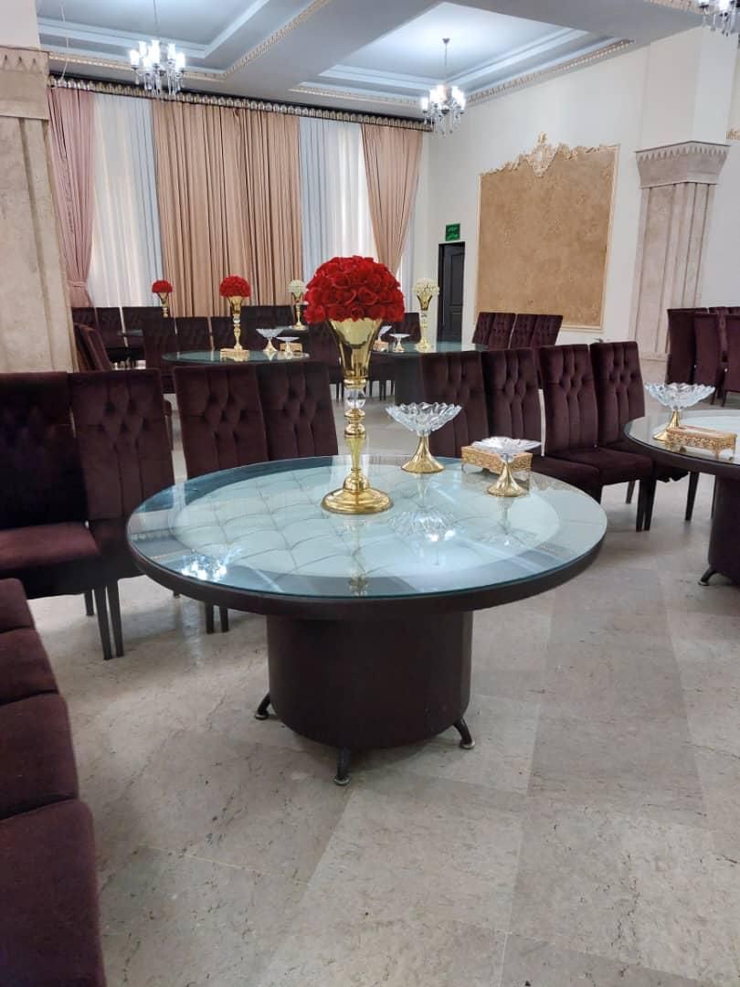 میز لمسه کارکرده قهوه ای / تالار و خانه عقد|عمدهفروشی|قم, آزادگان|دیوار