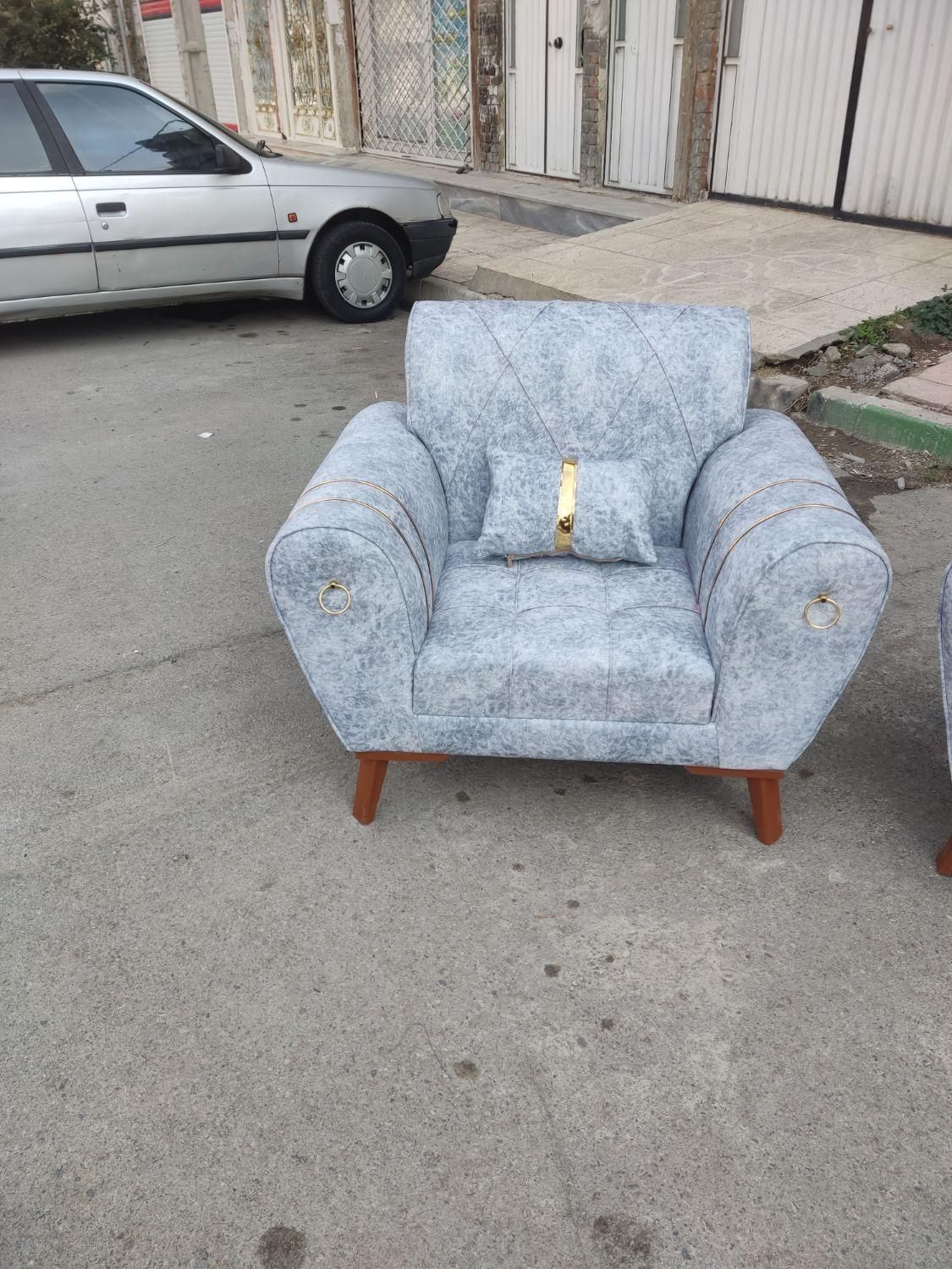 مبل راحتی کلاسیک|مبلمان خانگی و میز عسلی|ارومیه, |دیوار