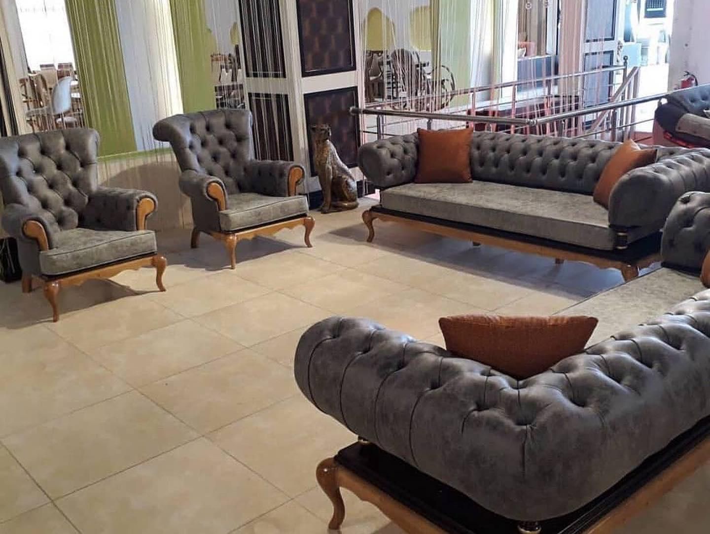 مبل چستر اروپایی|مبلمان خانگی و میز عسلی|قم, مجیدیه|دیوار