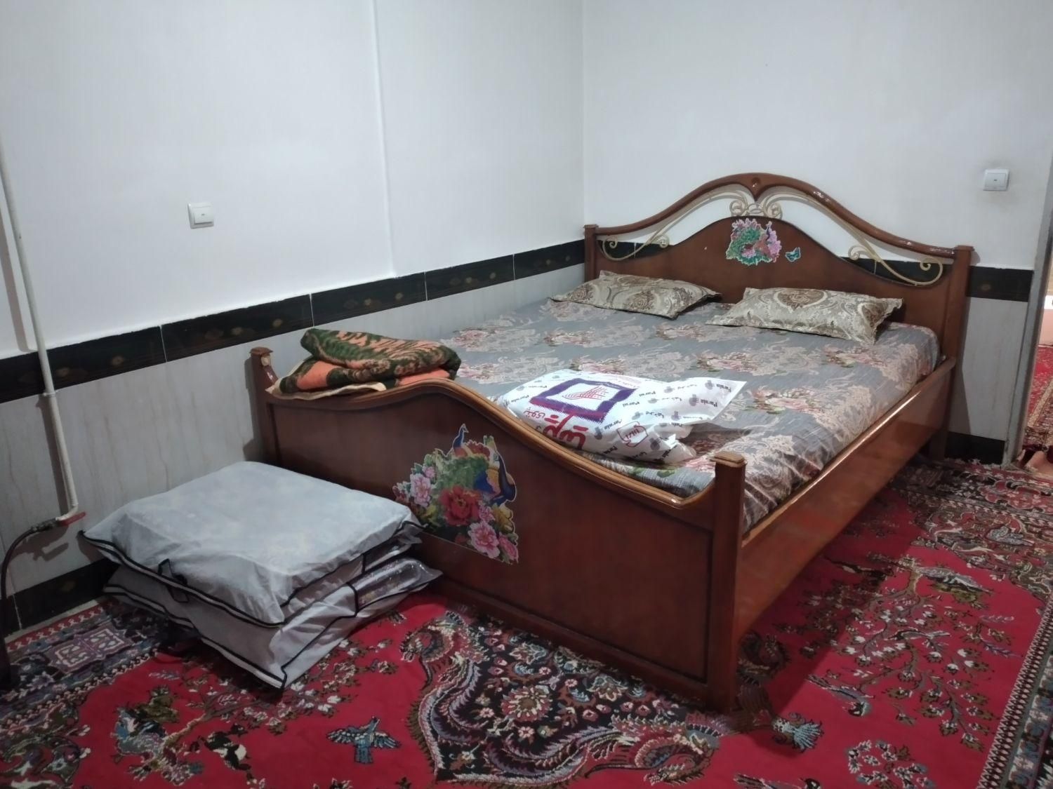 سوئیت داخل شهر با مجوز رسمی درملایرنزدیک بازارمبل|اجارهٔ کوتاه‌مدت آپارتمان و سوئیت|ملایر, |دیوار