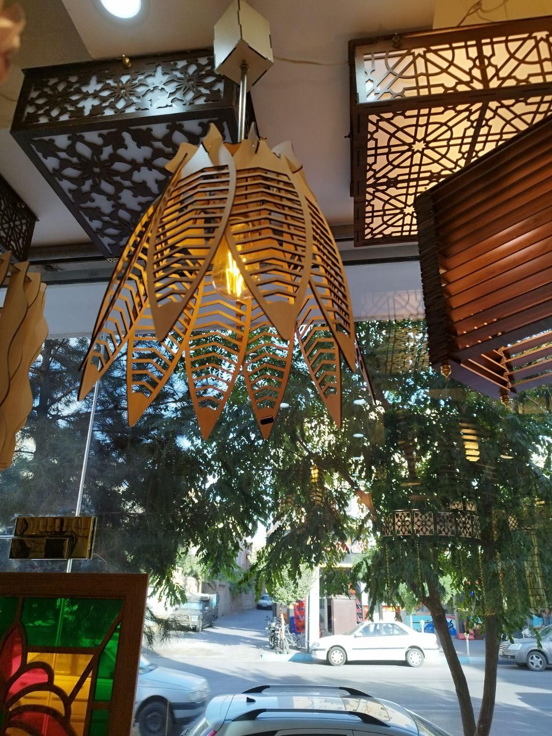 آویز تک شاخه ( لوستر چوبی ) طرح برگ کد 19|لوستر و چراغ آویز|تبریز, |دیوار