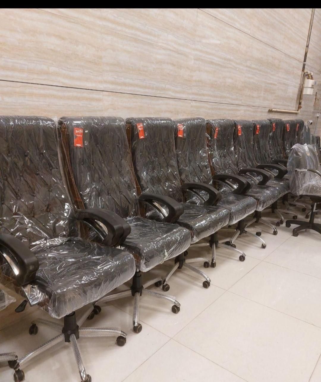 میز و صندلی گردون اداری|مبلمان اداری|مشهد, وحید|دیوار