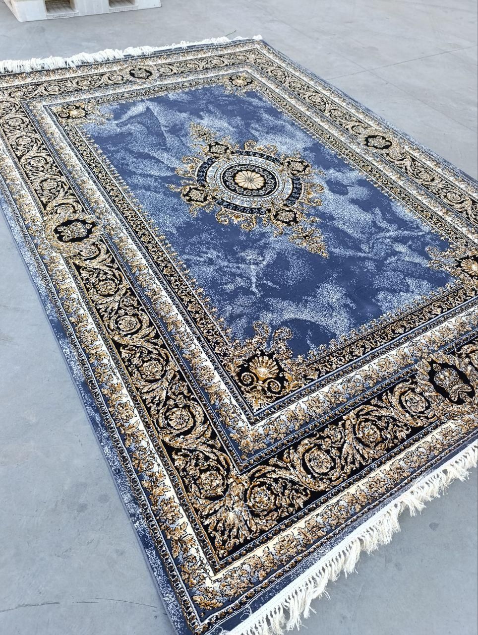 از کارخانه فرش ۷۰۰ شانه به خانه شما|فرش|کاشان, شهرک صنعتی فتح المبین|دیوار