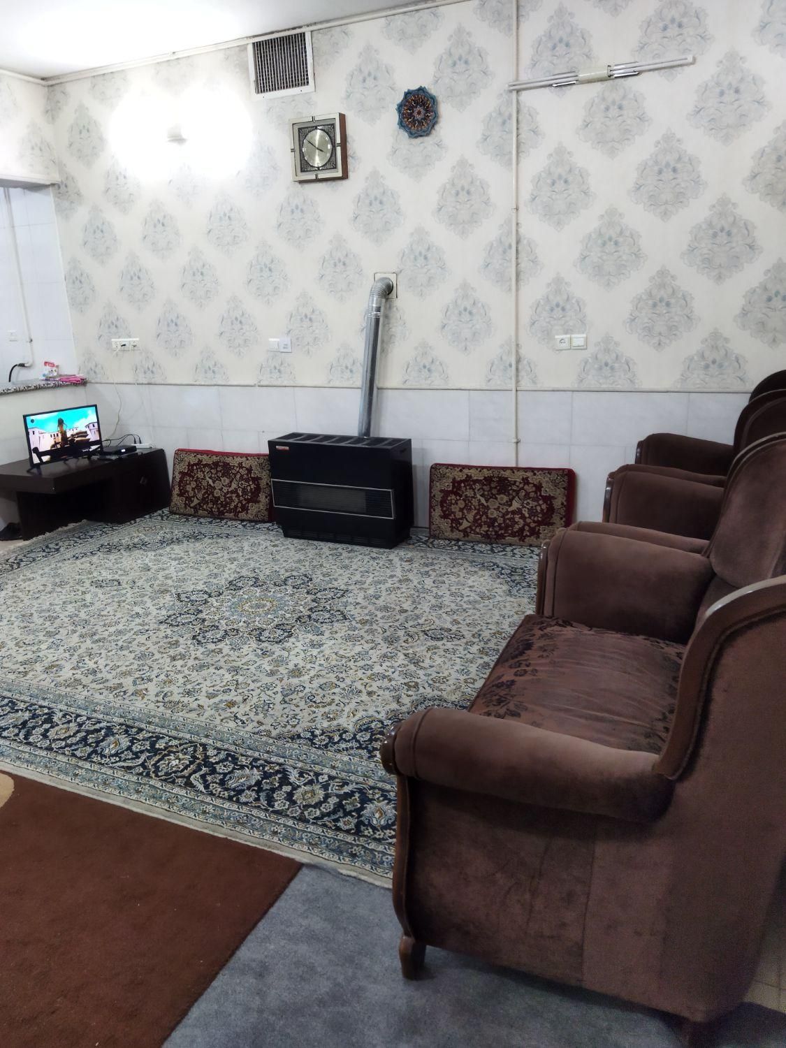 اجاره روزانه (تمیز، دربست)|اجارهٔ کوتاه‌مدت آپارتمان و سوئیت|قم, باسکول|دیوار