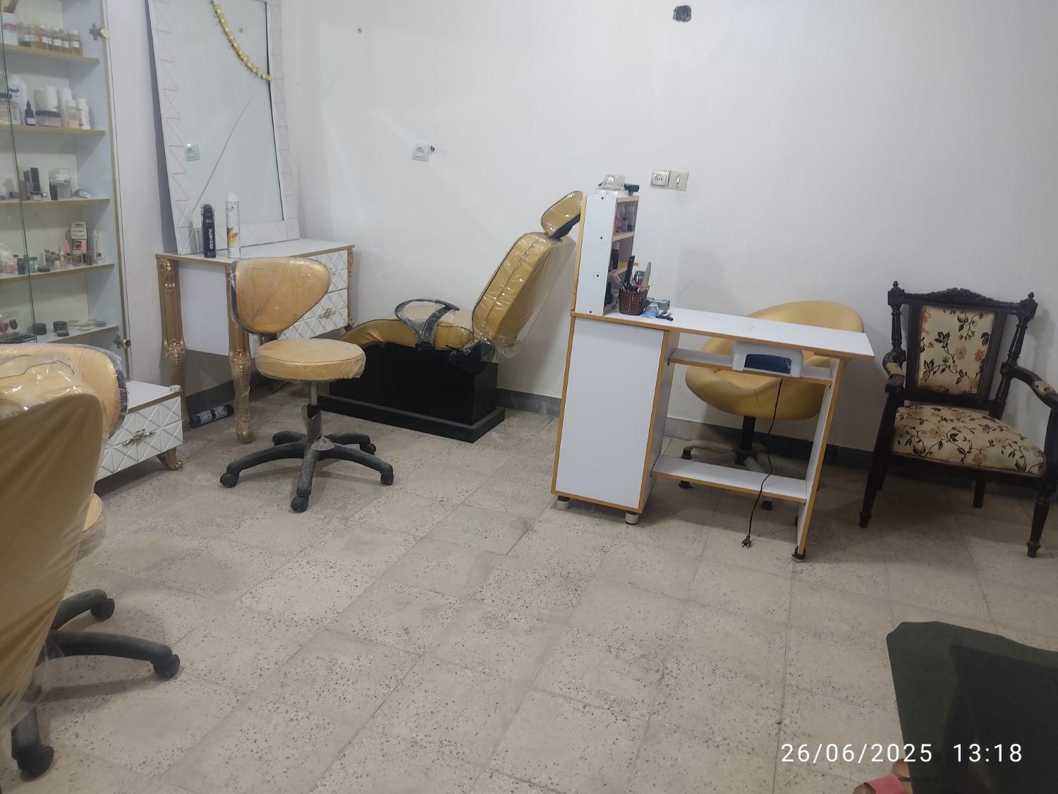 فروش دکور سالن زیبایی|فروشگاه و مغازه|کوهدشت, |دیوار