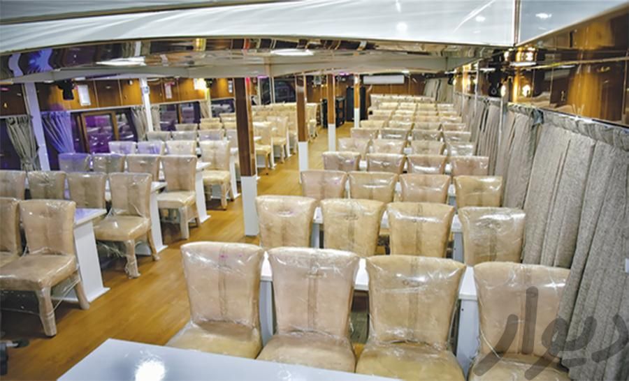 کشتی تفریحی و رستوران دریایی۳ طبقه ۱۲۰ نفره|قایق و سایر وسایل نقلیه|چابهار, |دیوار