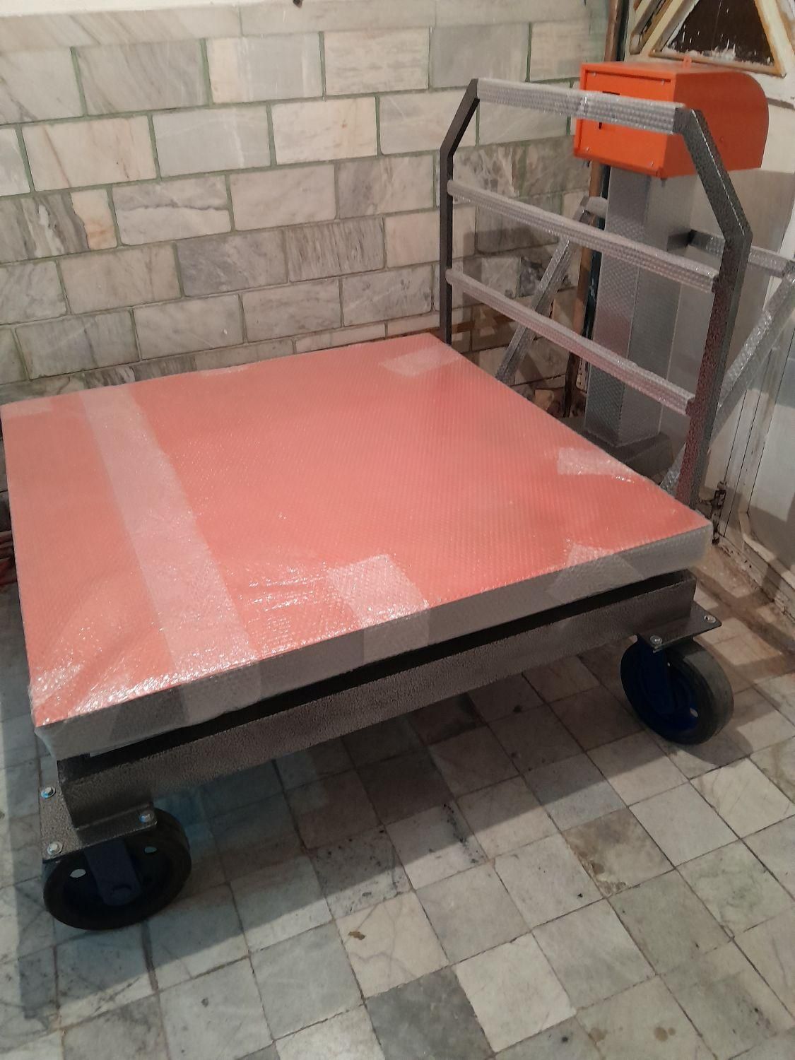 باسکول ترازو دیجیتال ۳۰۰ کیلو|فروشگاه و مغازه|ورامین, |دیوار