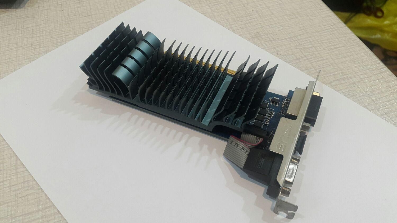 کارت گرافیک GT730 2G DDR5 و ۲ عدد رم ۴ گیگ DDR4|قطعات و لوازم جانبی رایانه|شهریار, |دیوار