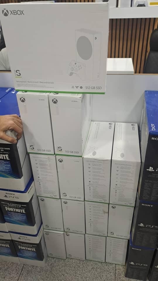 معامله خرید انواع کنسول درمحل نقدps5 ps4 xbox|کنسول، بازی ویدئویی و آنلاین|قرچک, |دیوار