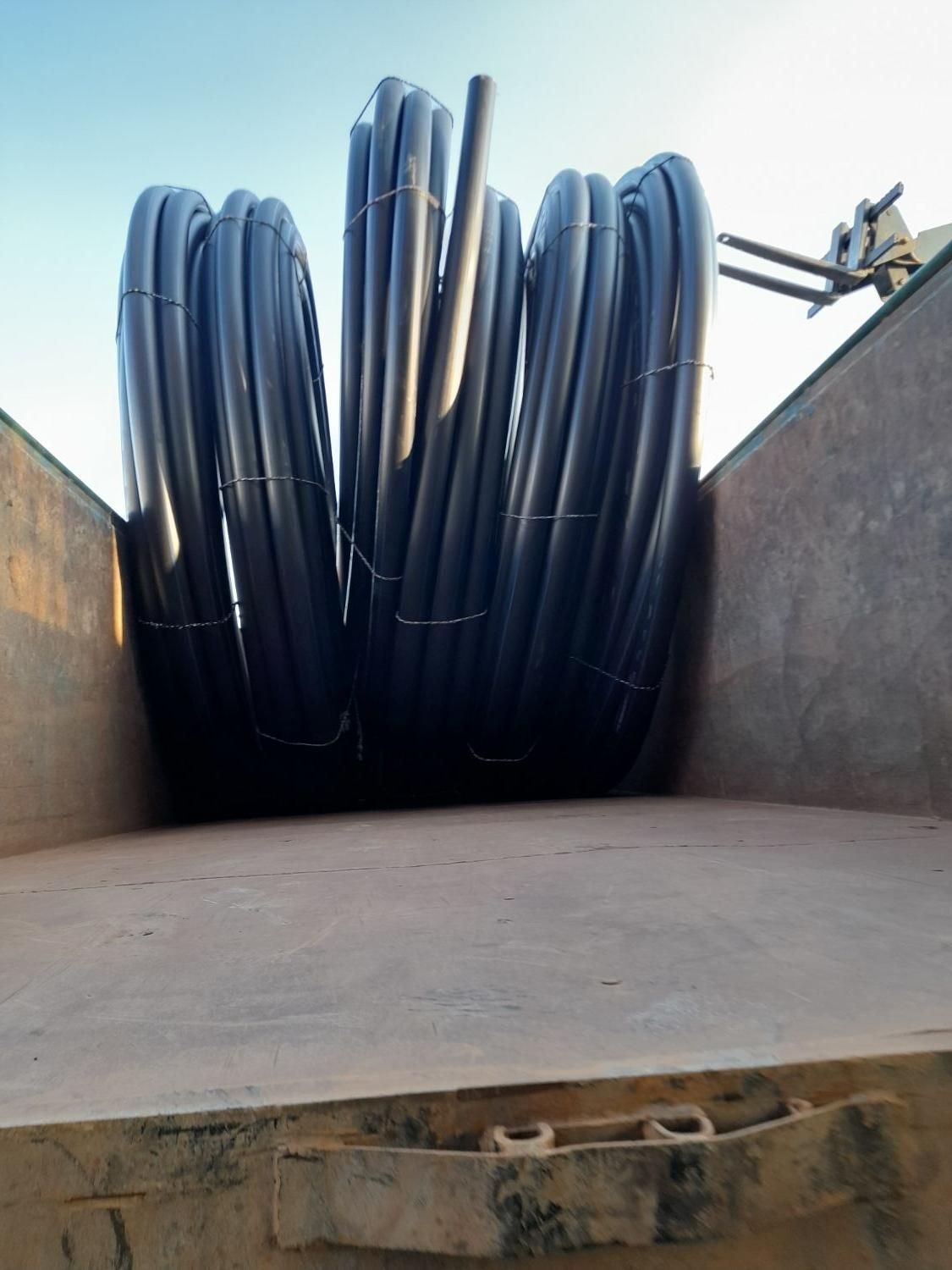 لوله پلی اتیلن در سایز ومتراژهای مختلف|عمده‌فروشی|ایلام, |دیوار