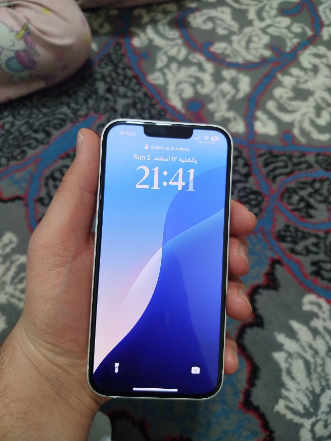 اپل iPhone 13 با حافظهٔ ۱۲۸ گیگابایت|موبایل|تهران, محمودیه|دیوار