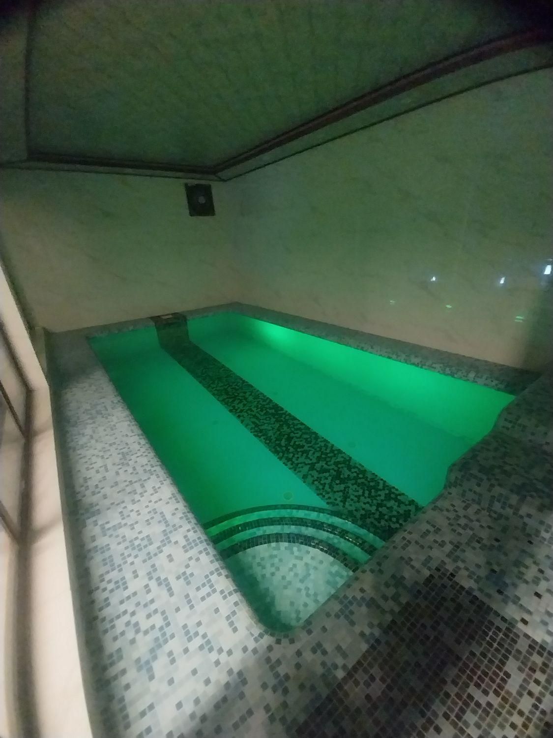 اجاره ویلا استخردار ساحلی ایزدشهر|اجارهٔ کوتاه‌مدت ویلا و باغ|ایزدشهر, |دیوار