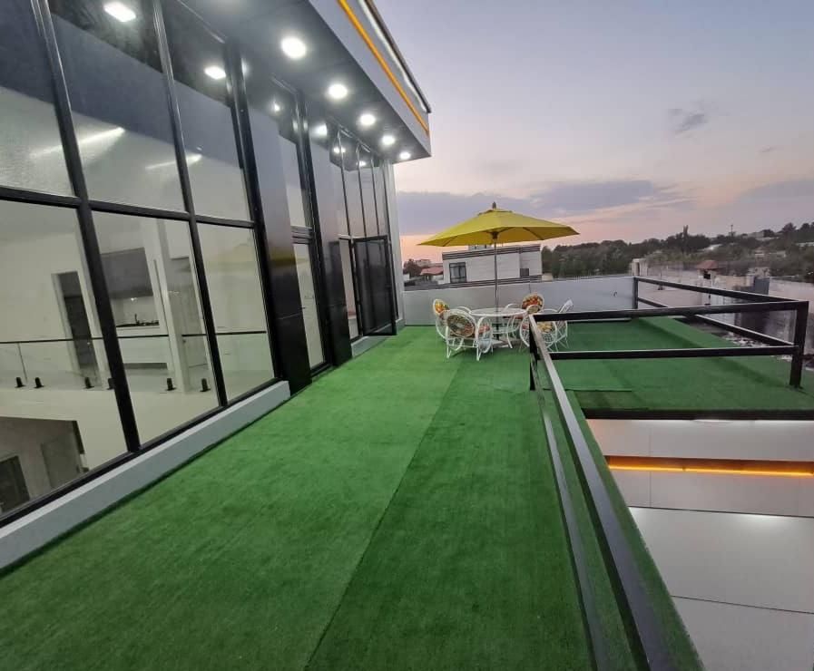 اجاره باغ ویلا استخرسرپوشیده|اجارهٔ کوتاه‌مدت ویلا و باغ|چهارباغ, |دیوار